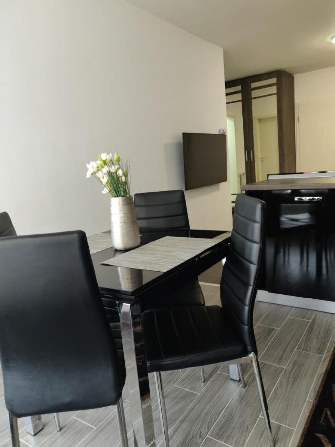 Avangarden Apartment Braşov Eksteriør bilde